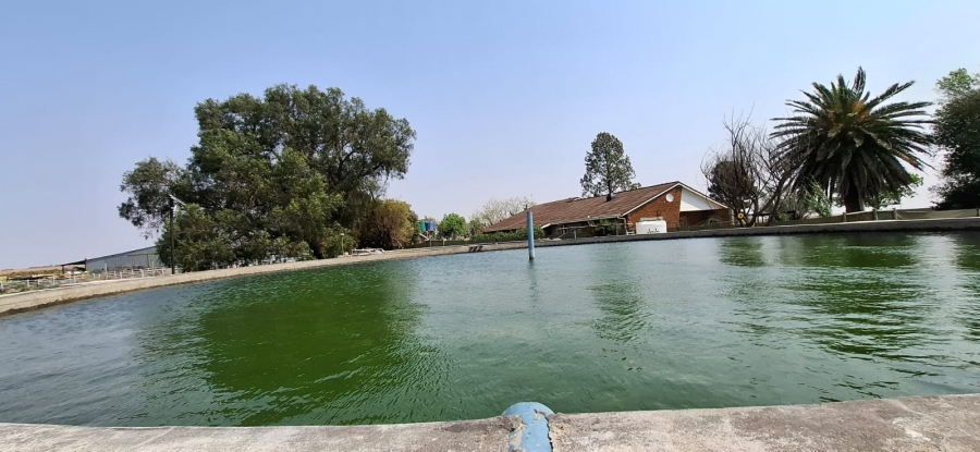  Bedroom Property for Sale in Bainsvlei Free State